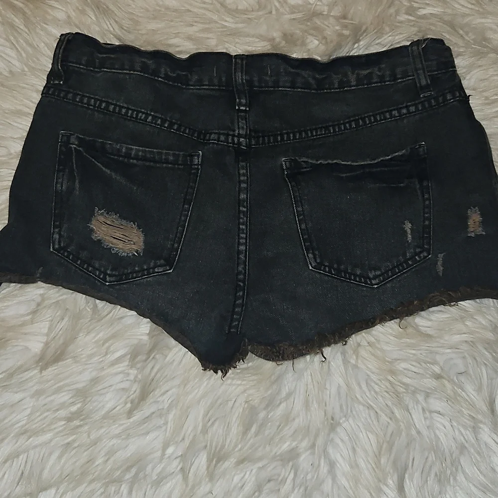 Free People Distressed Jean Shorts – Dark Wash, Button Front, Size 28